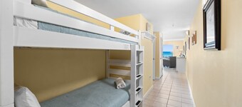 Pelican Isle 112 - Robin`s Nest