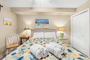 Interior - Pelican Isle 112 - Robin`s Nest (Fort Walton Beach)