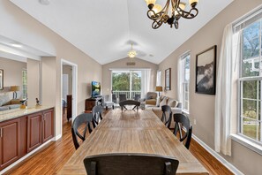 Interior - River Oaks 52I (Myrtle Beach)
