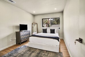 Interior - Pueblo Vista (Palm Springs)
