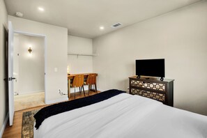 Interior - Pueblo Vista (Palm Springs)