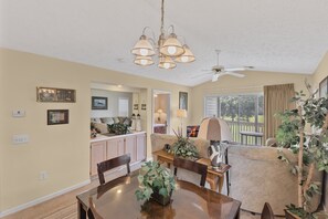 Interior - River Oaks 2I (Myrtle Beach)