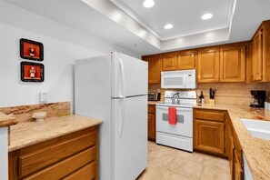 Interior - Plaza Villas 571 (Palm Springs)