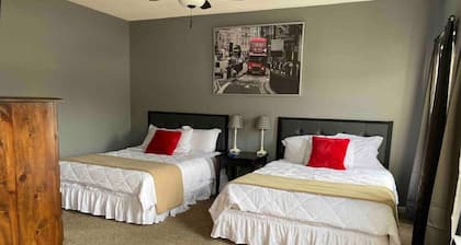 Putters Hideaway @ Legends Golf Resort