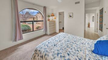 Villa (2 Bedrooms) | Interior