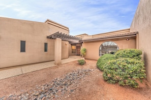 Villa (2 Bedrooms) | Interior - Santa Susana (Sedona)