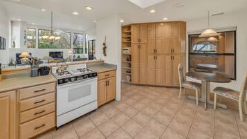 Biệt thự (2 Bedrooms) | Nội thất