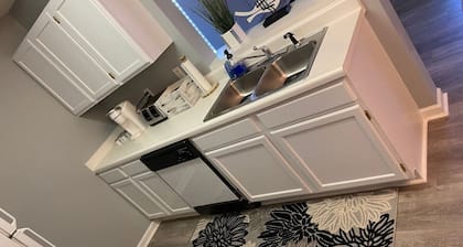 Seas the Day Bright 2BR Surfside Beach Condo w/ King Bed, Carolina Room & Pet-friendly Vibes