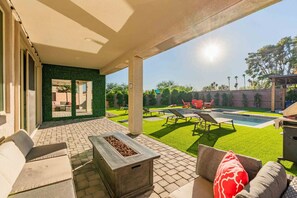 House (3 Bedrooms) | Interior - The One Glendale Pool & Spa State Farm (Glendale)
