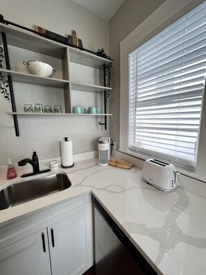 Interior - Updated Condo in Heart of Tampa 1578 (Tampa)