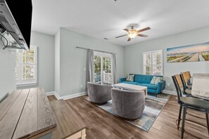 Interior - Chester St 115 (Myrtle Beach)