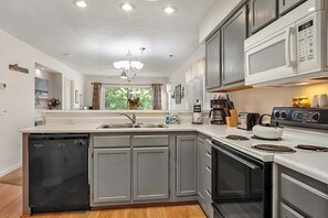 Interior - River Oaks 33F (Myrtle Beach)