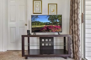 Interior - River Oaks 33F (Myrtle Beach)