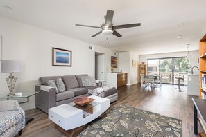 Interior - Scottsdale - 4950 N Miller Rd, Unit 230 (Scottsdale)