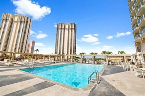 Interior - Renovated, Stunning Views Ala Moana w Balcony 2029 (Honolulu)