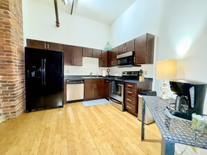 Interior - Nashville Rock (Nashville)