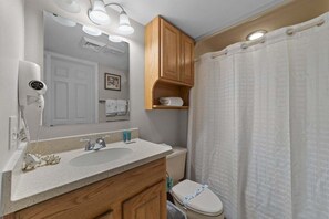Interior - Ocean Forest 1204 (Myrtle Beach)