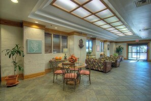 Interior - Ocean Forest 1006 (Myrtle Beach)