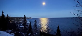 Windsong Oasis on Lake Superior