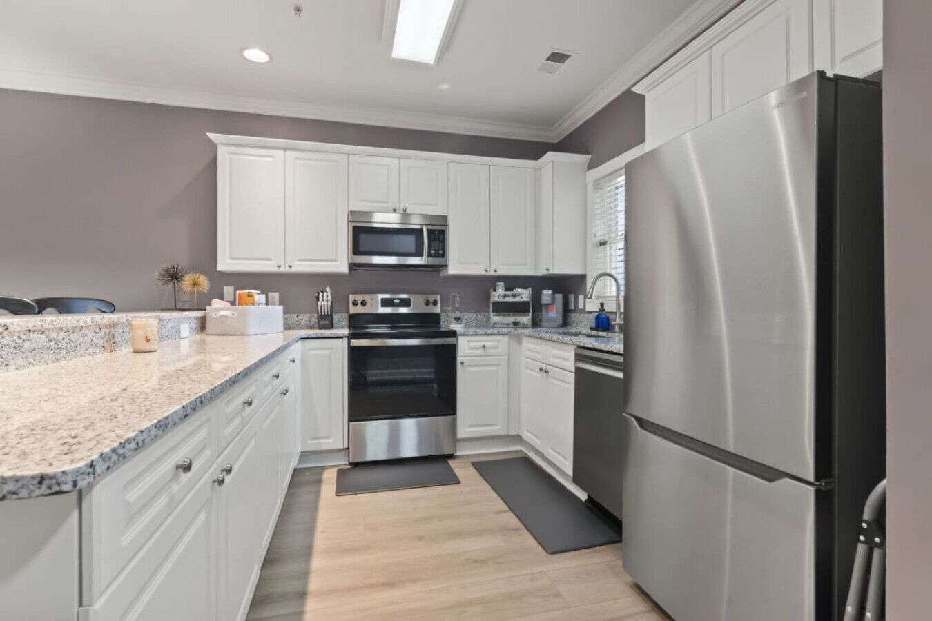 المنشأة من الداخل