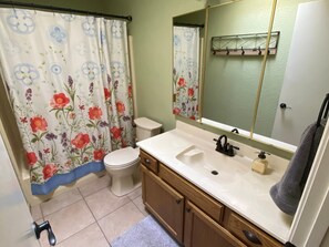 Interior - Okeechobee Vacation House (Lake Havasu City)