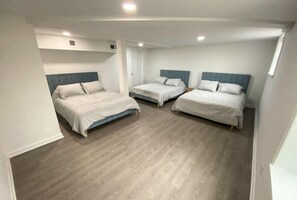 Interior - New Listing! The Playhouse With Spa Games & More (Nashville)