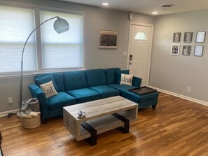 Interior - New Listing! The Playhouse With Spa Games & More (Nashville)