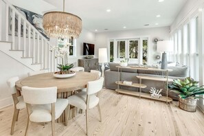 Interior - Coastal Corner Cottage (Santa Rosa Beach)