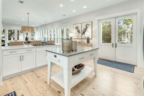 Interior - Coastal Corner Cottage (Santa Rosa Beach)