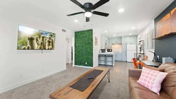 Apartment (1 Bedroom) | Interior