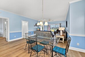 Interior - Magnolia North 4839-105 (Myrtle Beach)