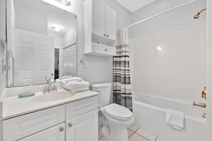 Interior - Magnolia North 4839-105 (Myrtle Beach)