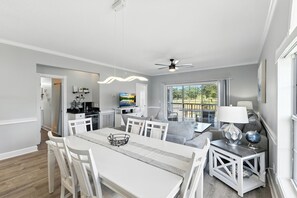 Interior - Magnolia Place 4737-204 (Myrtle Beach)