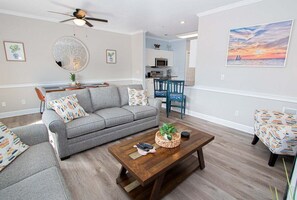 Interior - Magnolia North 4839-203 (Myrtle Beach)