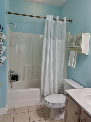 Interior - Lucky Eagle @ Myrtlewood Golf (Myrtle Beach)