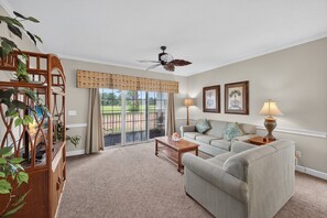 Interior - Magnolia Place 4701-104 (Myrtle Beach)
