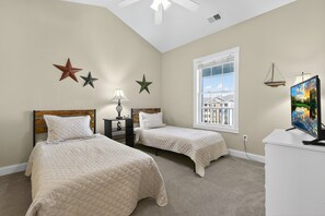 Interior - Magnolia Pointe Luster Leaf 4878-402 (Myrtle Beach)