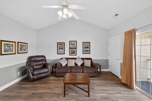Interior - Magnolia North 4881-303 (Myrtle Beach)