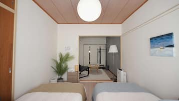 1 bedroom, iron/ironing board, WiFi