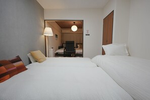 1 habitación, tabla de planchar con plancha, wifi gratis y ropa de cama 