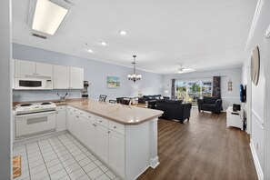 Interior - Magnolia North 4868-202 (Myrtle Beach)