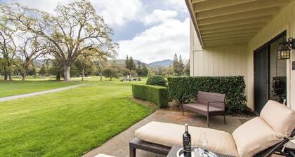 Luxe Golf View Condo Prime Napa Location
