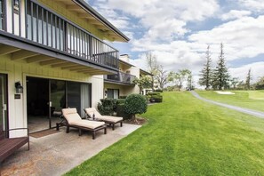 Interior - Luxe Golf View Condo Prime Napa Location (Napa)