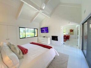 Interior - The Crown Jewel (Rancho Mirage)