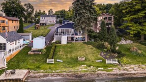 Interior - The Blue Sapphire on Mineola Bay - 3br/3ba Luxury Lakefront Home on Mineola Bay Stunning Views on Chain O Lakes (Fox Lake)