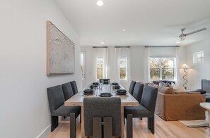 Interior - Nashville - 1699 Lischey Ave (Nashville)