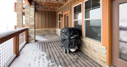 Ideal Condo 2 Minute Drive to Deer Valley's Lift