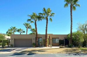 Interior - Double Eagle (Rancho Mirage)