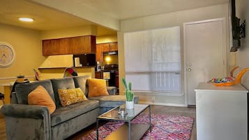 Apartment (1 Bedroom) | Interior