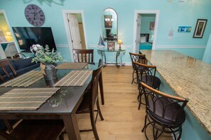 Interior - Magnolia Place 4789-103 (Myrtle Beach)